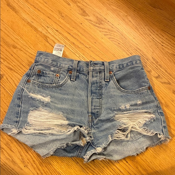 Levi's Light Blue Ripped Jean Shorts - Picture 1 of 3